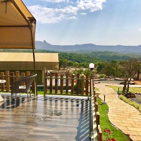 The Canvas Resort In Lonavla מראה חיצוני תמונה