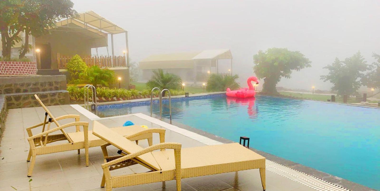 The Canvas Resort In Lonavla מראה חיצוני תמונה